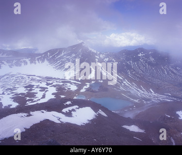 Emerald Lakes in Nebel Tongariro National Park Nordinsel Neuseeland Stockfoto