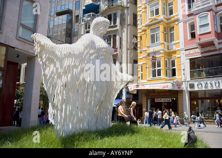 Akdeniz Skulptur von Ilhan Koman in Galatasaray auf Istiklal Avenue Beyoglu Istanbul 2010 europäische Hauptstadt der Kultur der Türkei Stockfoto