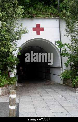 EINGANG ZUM DEUTSCHEN UNDERGROUND HOSPITAL H08 JERSEY KANALINSELN Stockfoto