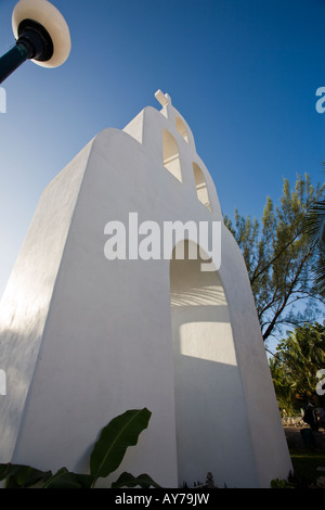 Capilla Nuestra Senora del Carmen diese kleine Kapelle direkt am Playa es Hauptstraße Stockfoto