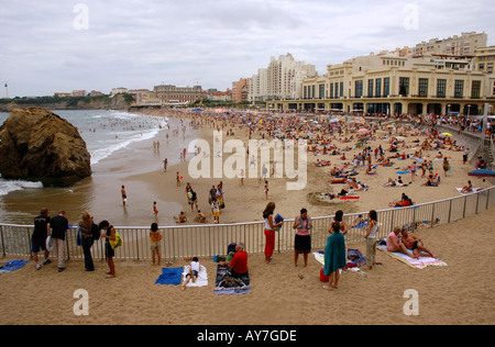 Panorama Ansicht der Grande Plage Biarritz Aquitanien Golfe de Gascogne Bucht von Biscaya Atlantik Südwesten Frankreich Europa Stockfoto