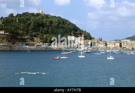 Panoramablick von Bahia De La Concha San Sebastian Donostia baskischen Land Golf von Biskaya Golfo de Vizcaya Spanien España Europa Stockfoto