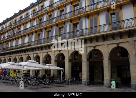 Charakteristischen bunten Gebäude Parte Vieja alte Viertel Bucht von San Sebastian Donostia baskischen Land der Biskaya Spanien Europa Stockfoto