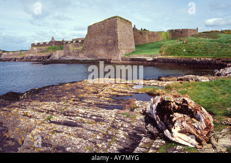 Charles Fort (Irisch: Dún Chathail) am Rand des Wassers, in der Nähe von Sommer Bucht, Kinsale, County cork Iraland Stockfoto