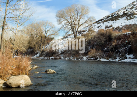 Eine Ansicht des Truckee River im Sparks Nevada Stockfoto