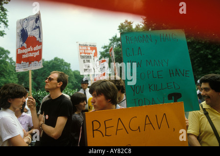 CND 1980 s London UK Kundgebung gegen Thatchers Krieg den Falklandkrieg Hyde Park London 1982 HOMER SYKES Stockfoto