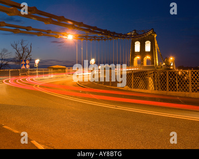 Die Telford Menai Hängebrücke Überfahrt von Wales nach Anglesey. Stockfoto