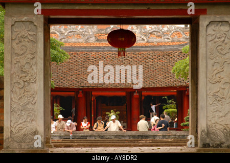 Tempel der Literatur genannten Van Mieu ist eines der wichtigsten touristischen Sehenswürdigkeiten von Hanoi Vietnam Stockfoto