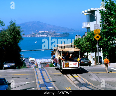 Seilbahn, die Powell Street in San Francisco, Kalifornien, Vereinigte Staaten von Amerika. Stockfoto