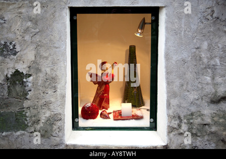 Weihnachten-Schaufenster in Paris anzeigen Stockfoto