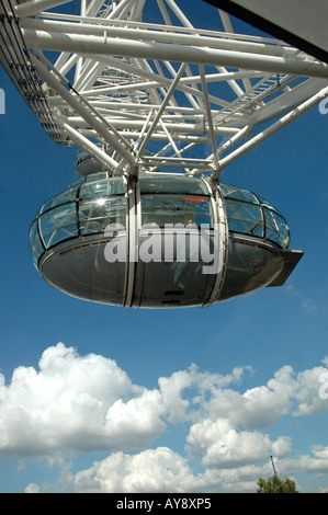 Nahaufnahme, Kapsel des London Eye, auch bekannt als Millennium Wheel, London 2006 Stockfoto