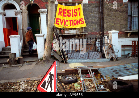 Protest gegen drohenden Räumung am St.-Agnes-Platz hocken in Kennington South London. Stockfoto