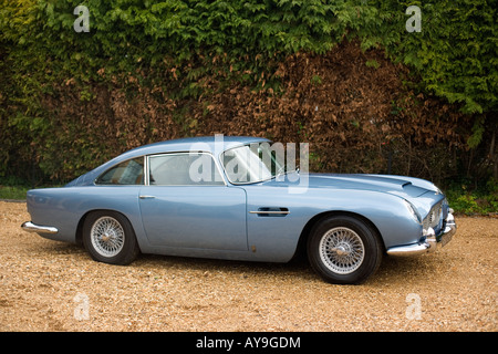 ASTON MARTIN DB5 HELLBLAU Stockfoto