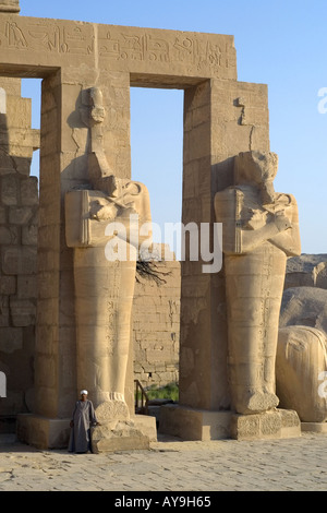 Ramessuem Westbank von Luxor Ägypten Ramses II baute dieses fabelhafte Totentempel an Stelle der zerstörten Tempel Seti I Stockfoto