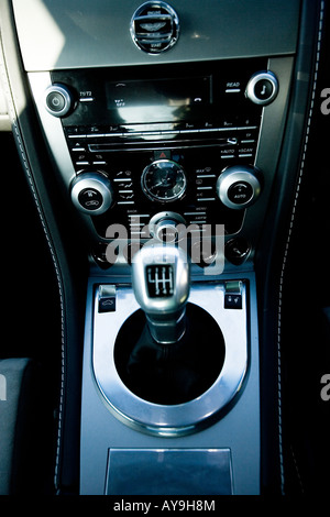 ASTON MARTIN DBS SILBER 2008 Stockfoto