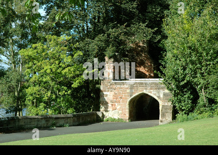 Alten Torbogen auf dem Gelände der Kathedrale von Worcester Stockfoto