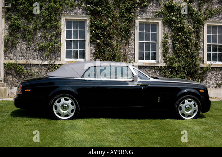 ROLLS-ROYCE RR PHANTOM DROPHEAD COUPE SCHWARZ Stockfoto