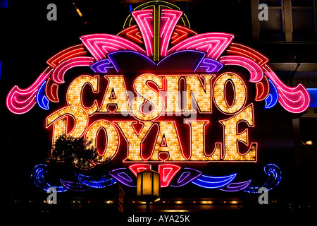 Beleuchteten Leuchtreklame für Casino Royale in Las Vegas, Nevada Stockfoto