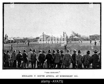 Britische Team V Südafrika, 1891, kick off der 2. Test in Kimberley auf den ungeschlagenen England und Schottland tour Stockfoto