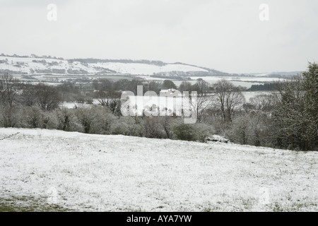 Dunstable Downs Landschaft mit Schnee bedeckt Stockfoto