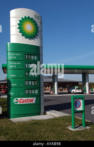 Autobahnraststätte zwischen Paris und Calais Französisch Stockfoto