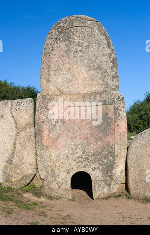 Tomba dei Giganti Li Lolghi Arzachena Sardinien Italien Stockfoto