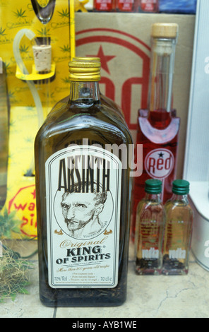 Flaschen Absinth Prag Stockfoto