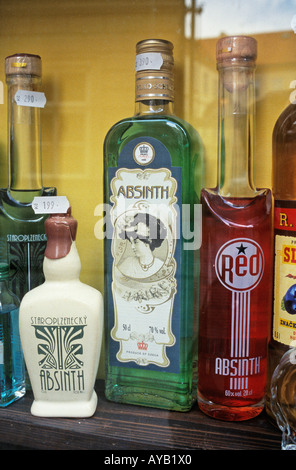 Flaschen Absinth Prag Stockfoto