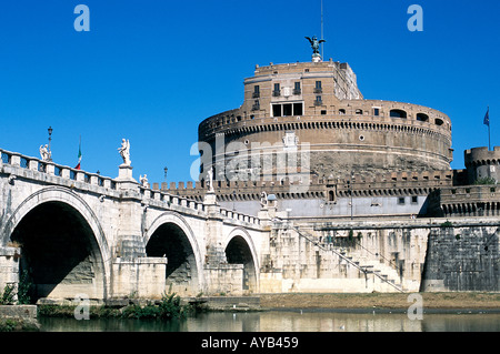 Schloss Sant Angelo und Brücke Rom in Italien. Stockfoto