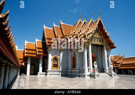 Wat Benchamabophit Marmor-Tempel beherbergt 52 Budda Statuen aus Indien, China und Japan Stockfoto