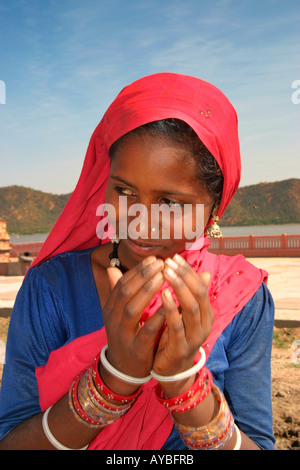 Rajasthani Mädchen im Jal Mahal, Jaipur, Indien Stockfoto