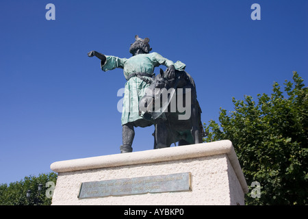 Statue von König Alfonso IX und Pferd am Meer Baiona Galizien Spanien Stockfoto