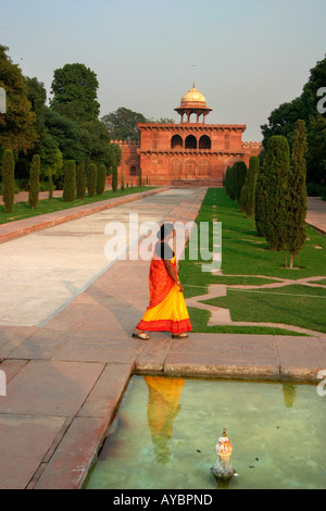 Die Gärten an den Taj Mahal, Agra, Uttar Pradesh, Indien Stockfoto
