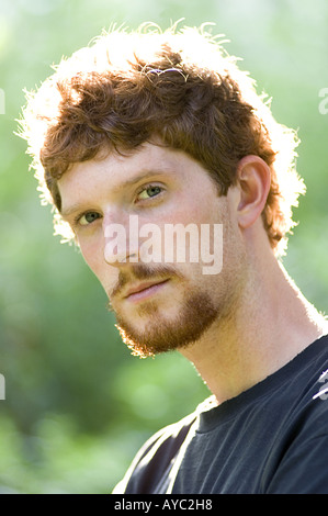 Porträt des jungen Mann mit roten Haaren Stockfoto