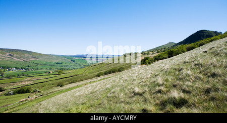 Blick vom 'Mam Tor' Berg mit Blick auf 'Das Tal der Edale' 'Win Hill"In Ferne,"Peak District"Derbyshire England UK Stockfoto