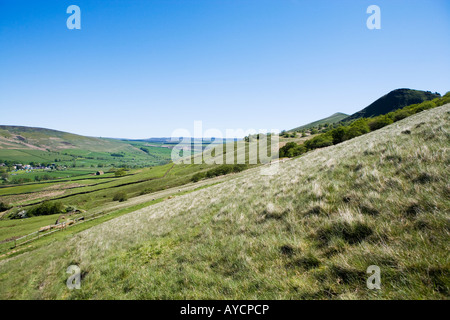 Blick vom 'Mam Tor' Berg mit Blick auf 'Das Tal der Edale' 'Win Hill"In Ferne,"Peak District"Derbyshire England UK Stockfoto