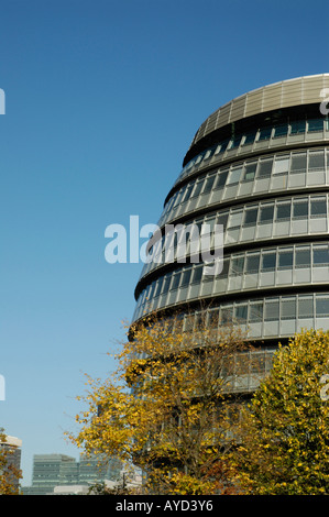 Hälfte Blick des Rathauses neue Hause zum Bürgermeister von London der London Assembly und der Greater London Authority GLA Stadt von London Stockfoto