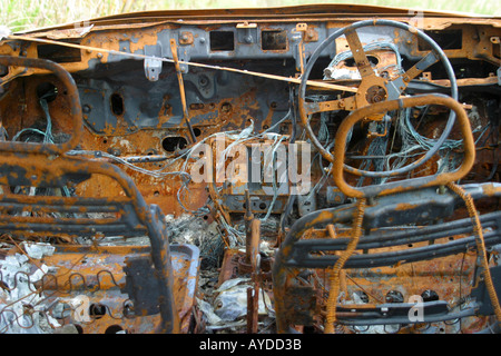 Innere des verlassenen Autowrack Stockfoto
