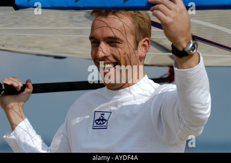 17 04 04 Calshot Aktivitäten konzentrieren sich UK Foto Simon Grosset Stockfoto