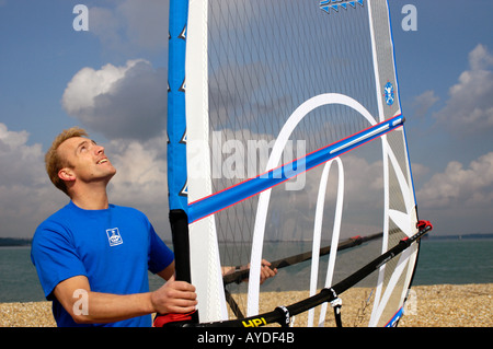 17 04 04 Calshot Aktivitäten konzentrieren sich UK Foto Simon Grosset Stockfoto