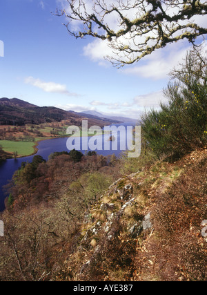 dh Loch Tummel STRATHTUMEL PERTHSHIRE Scenic Queens View Blick auf Queen Victoria ViewPoint scottish Country Park scotland Highlands Autumn Valley Stockfoto