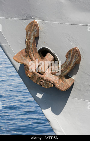 Anchor auf Schiff Stockfoto