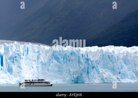 Perito Moreno Gletscher befindet sich im Nationalpark Los Glaciares im Südwesten der Provinz Santa Cruz Patagonien Argentinien Stockfoto