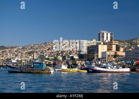 Den Hafen und die Stadt Valparaiso Chile Stockfoto