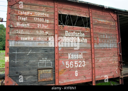 Radegast Station Triebwagen wo 200.000 Juden und Zigeuner nach Auschwitz und anderen Vernichtungslagern fuhr. Lodz Polen Stockfoto