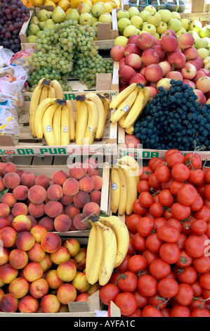 Obst auf Dubrovnik Markt Stockfoto