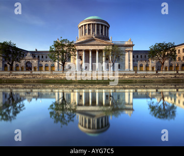 IE - DUBLIN: Four Courts Stockfoto