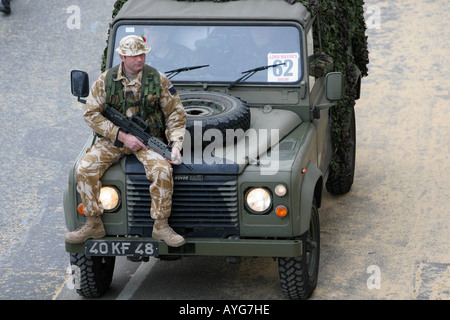 Soldat auf eine Armee Land Rover während der Lord Mayor Parade Stockfoto