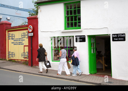 Strickwaren Keramik Shop Dingle Stadt Dingle Halbinsel County Kerry Irland Stockfoto