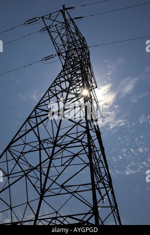 Sonne Licht silhouette Strommast Winona, Minnesota USA Stockfoto